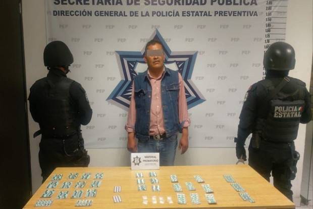 Hombre con más de 300 pastillas psicotrópicas es detenido en Cuautlancingo