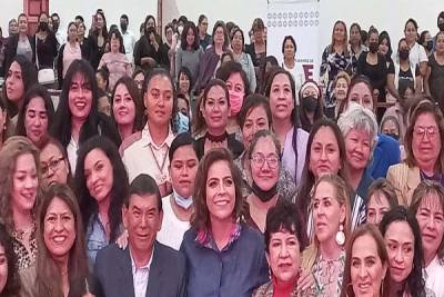 Economía presentó el programa &quot;Mujer es Poder&quot;