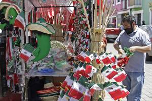 En fiestas patrias, sólo 500 ambulantes en corredor gastronómico de Puebla: Segom