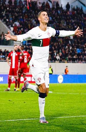 Cristiano Ronaldo hace doblete en victoria de Portugal