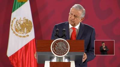 AMLO celebra renuncia de Romero Deschamps