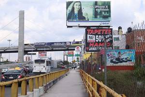 Congreso de Puebla va por terminar con contaminación visual por espectaculares