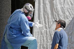 Puebla rebasa los mil 400 hospitalizados y los 200 intubados por COVID