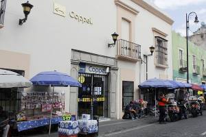 A marrazos atracaron Coppel en el centro de Puebla; hay dos detenidos