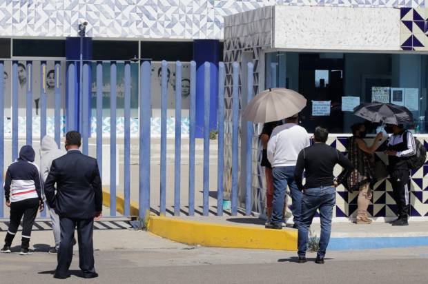 Menores de 40 años, el 41% de hospitalizados COVID en Puebla