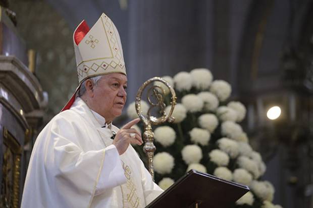 Arzobispo de Puebla pide por madres en su día