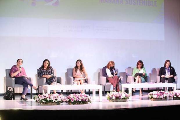 #8M en Puebla: Legisladoras participaron en panel sobre igualdad de género