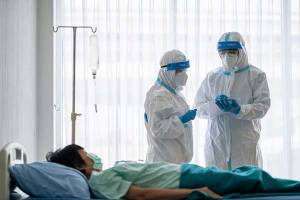 OMS: Pandemia estaría controlada en marzo de 2022
