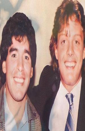 Maradona hizo pagar a Luis Miguel una cuenta de 4 mil dólares por...