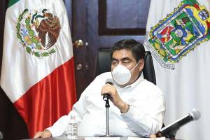 Barbosa se pronuncia en contra de debatir la coordinación fiscal vigente en México