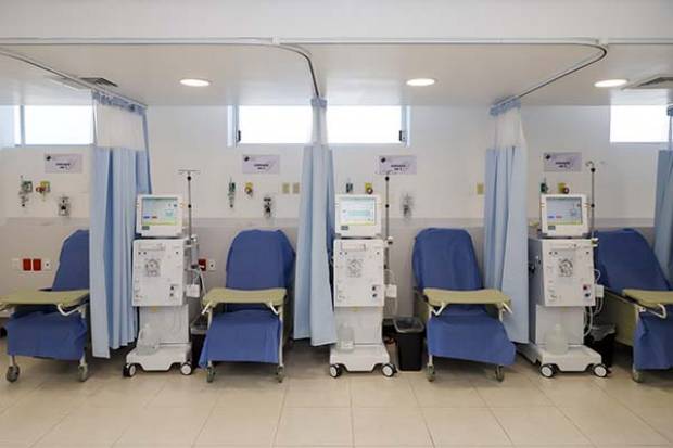MBH inaugura unidades de hemodiálisis en el HNP y Hospital del Norte