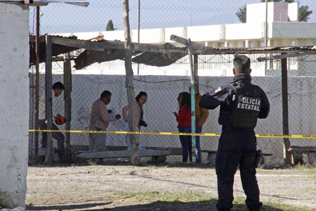 Encuentran cadáver de hombre apuñalado en Texmelucan