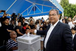 Jiménez Merino votó en El Vergel; respetará resultado electoral