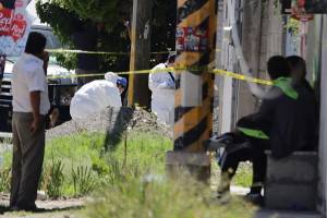 FOTOS: Dos personas asesinadas y embolsadas en vivienda que rentaban en Puebla