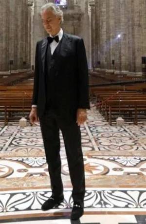 Andrea Bocelli y su plegaria musical en la Catedral de Milán