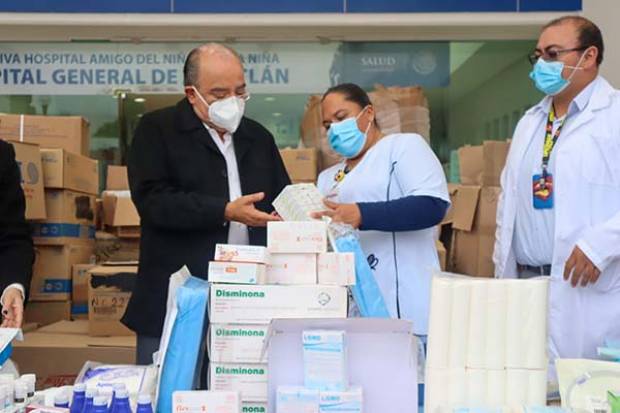 Gobierno de Zacatlán entrega insumos y pintura para mejorar el Hospital General