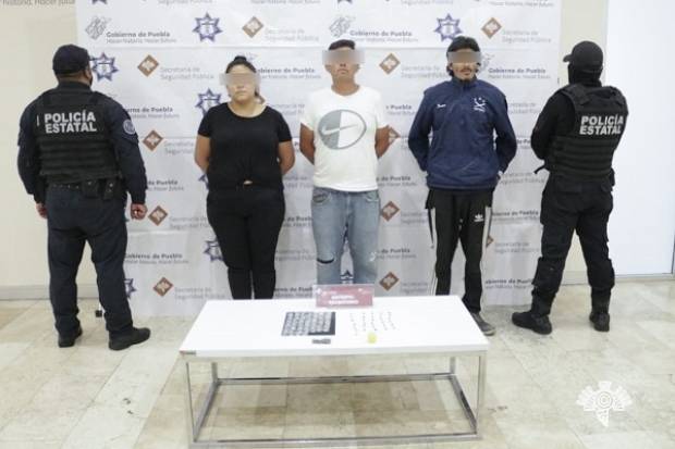 Trío con una centena de envoltorios de droga fue capturado en Romero Vargas