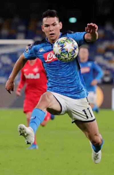 Chucky Lozano anotó con el Napoli en la Champions League