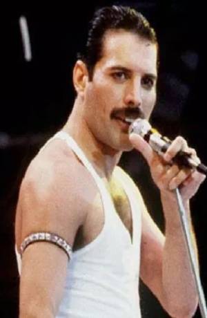 Lanzan Time, versión inédita de Freddie Mercury