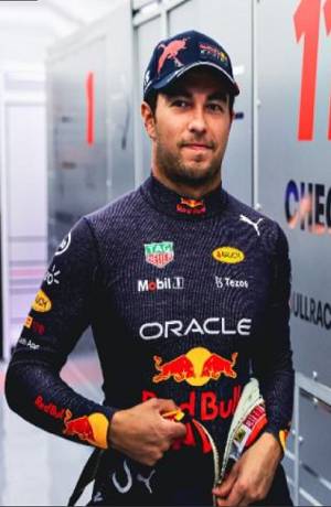 Red Bull medirá rendimiento de Sergio Pérez con Pierre Gasly