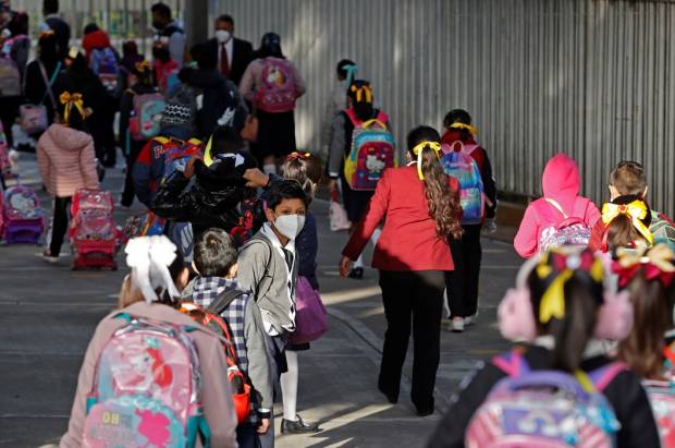 Diputados avalan en comisiones Escuelas de Tiempo completo para Puebla