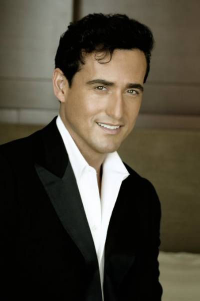 Muere Carlos Marín, cantante de Il Divo, tras complicaciones por COVID-19