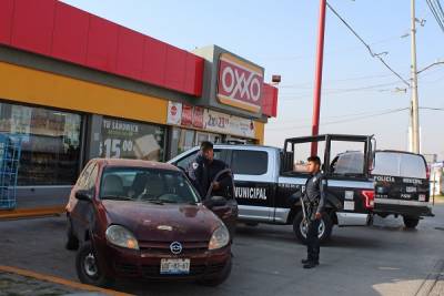 Balacera en Cuautlancingo tras asalto a Oxxo; detienen a cuatro maleantes