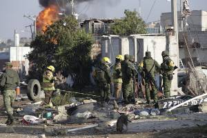 Explosión por fuga de gas en toma clandestina deja un muerto en Xochimehuacan