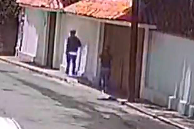 VIDEO: Siguen los asaltos en La Calera; cámaras de vigilancia captan a los ladrones