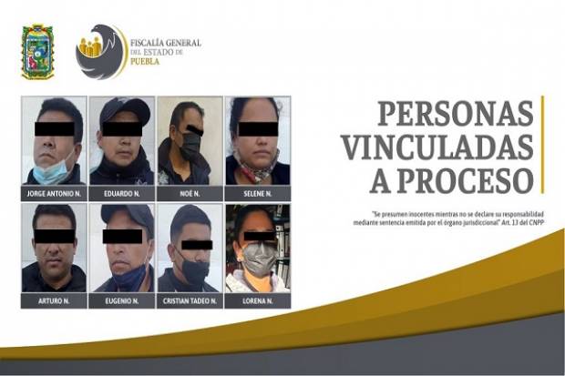 Policías de Quecholac seguirán en prisión por usurpación de funciones