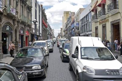 Conoce los límites de velocidad en vialidades de Puebla para evitar multas