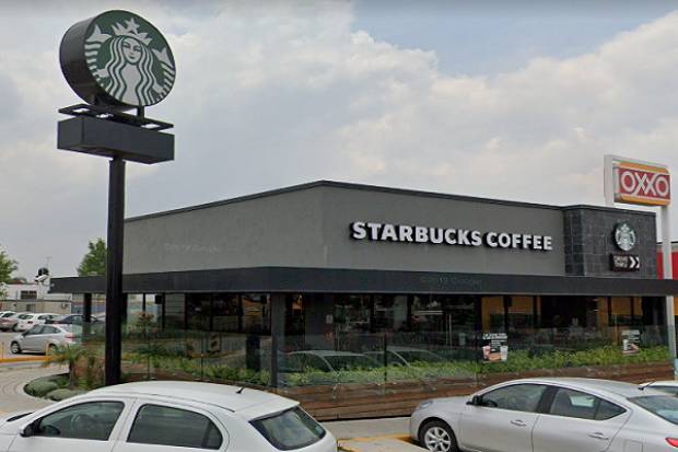 Empistolados llegaron a Starbucks Cuautlancingo y roban cuenta del día