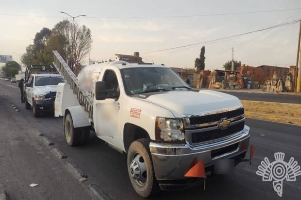 Sujetos en posesión de combustible robado son detenidos en Puebla