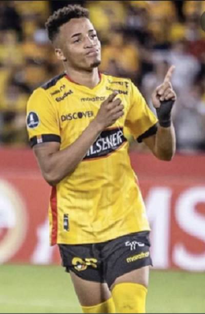 Ecuador mantiene pase a Catar 2022 tras problema de alineación de Byron Castillo