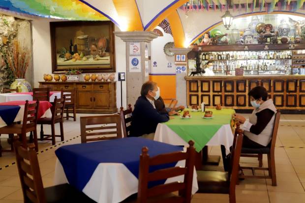 Restaurantes podrían ampliar horario por el Grito de Independencia, sugiere Barbosa
