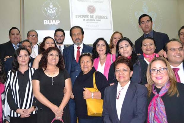 BUAP: Esparza Ortiz asistió a informe de labores de la Facultad de Derecho y Ciencias Sociales