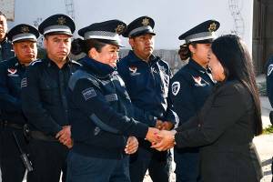 Alcaldesa de Cuautlancingo entrega tres nuevas patrullas para Seguridad Vial