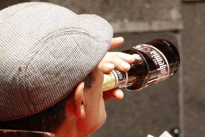 25 reportes diarios por venta de alcohol en vía pública en el municipio de Puebla