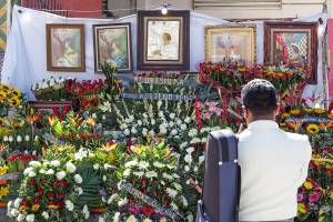 FOTOS: Mariachis y músicos de El Alto levantan altar a Santa Cecilia ante suspensión de festejos
