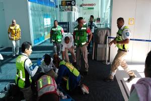 Avión aterrizó de emergencia para salvar a bebé en el aeropuerto de Huejotzingo