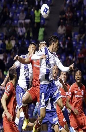 Club Puebla por fin ganó 2-0 al Toluca en el Cuauhtémoc