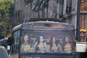 Diputados prohíben publicidad sexista en transporte público de Puebla