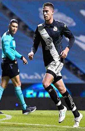Club Puebla: Santiago Ormeño aparece en el XI ideal de la J1