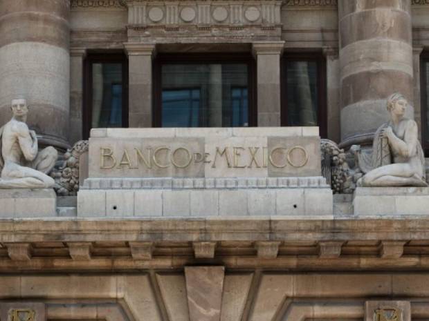 Banxico sube su tasa de interés a 6.5% como “ordenó” López Obrador