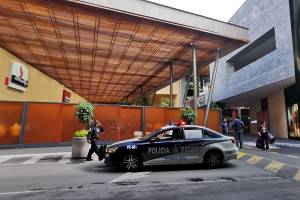 Falsas amenazas de bomba en Angelópolis y Aurrerá Mayorazgo provocaron movilización policial