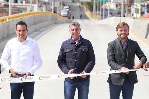 Tony Gali inaugura el paso superior vehicular Xonacatepec-Las Torres
