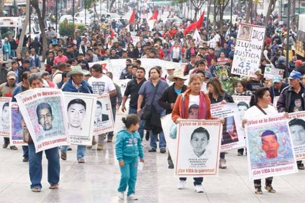 Juez ordena revisar fallas en investigación del caso Ayotzinapa