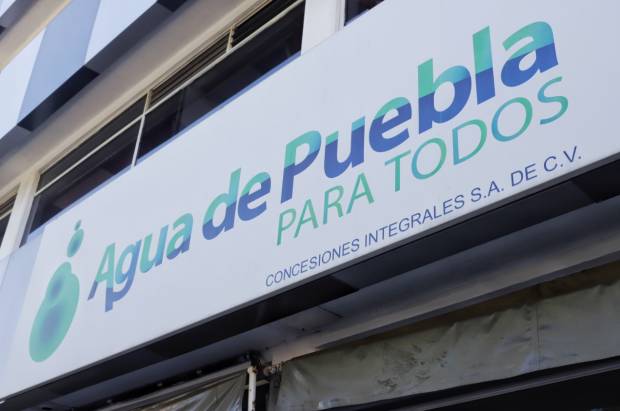 Agua de Puebla niega despido de mil 200 trabajadores