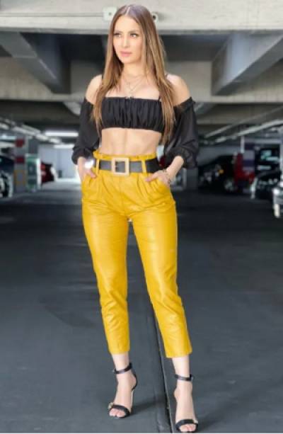Cynthia Rodríguez cautiva con outfit y figura en Instagram