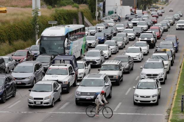 Sube 3.6% el parque vehicular de Puebla en un año: Inegi